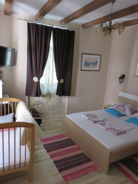 Apartment Barbara - Bojana Σίμπενικ Δωμάτιο φωτογραφία