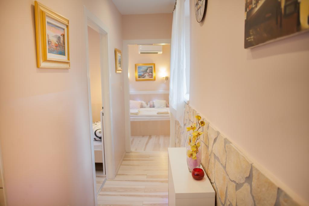Apartment Barbara - Bojana Σίμπενικ Εξωτερικό φωτογραφία