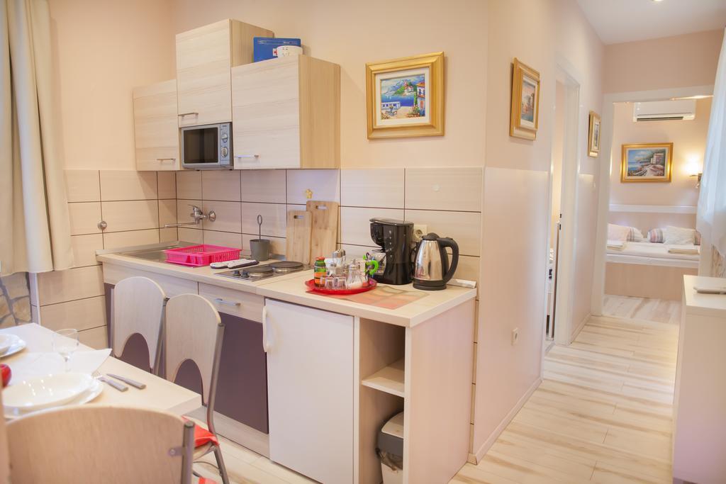 Apartment Barbara - Bojana Σίμπενικ Εξωτερικό φωτογραφία