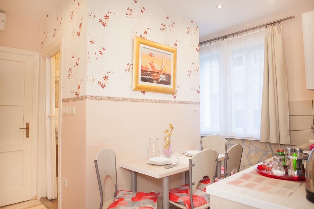 Apartment Barbara - Bojana Σίμπενικ Εξωτερικό φωτογραφία
