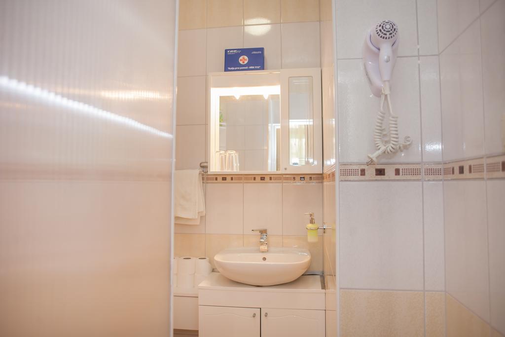 Apartment Barbara - Bojana Σίμπενικ Εξωτερικό φωτογραφία